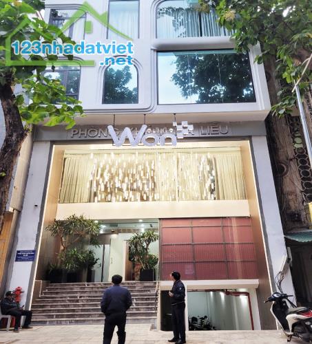 Bán Nhà Mặt Phố Giang Văn Minh, Ba Đình DT 185m2 x 13T x MT 8m, Giá Rẻ.