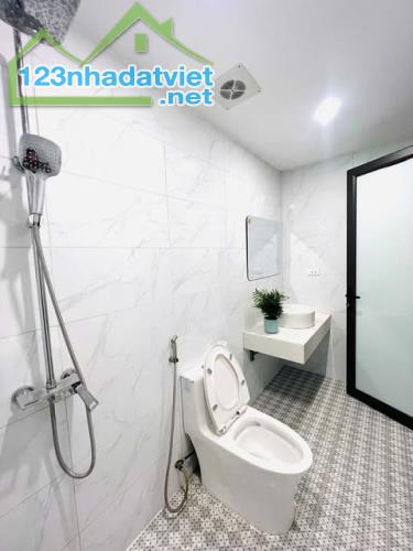 Bán Nhà Phố Gia Thượng, 34m2 5 Tầng, Ô Tô Cách Nhà 30m, Cạnh Khai Sơn HiLL 5.7 Tỷ - 4