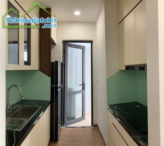 CHO THUÊ CĂN CHUNG CƯ GRAND JARDIN SÀI ĐỒNG VIEW HỒ 3PN, 2WC - 13.5 TRIỆU - 2