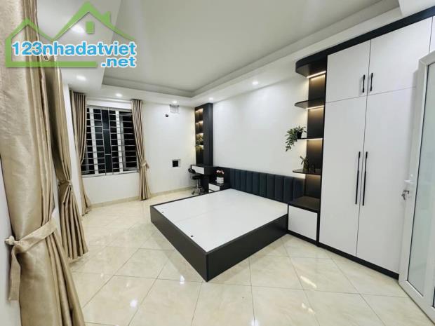 Bán nhà 4 tầng, 40m², Minh Khai - Hai Bà Trưng - 5.7 tỷ - 2