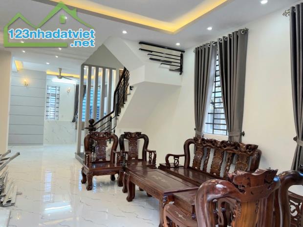 🏡🏡🏡NHÀ 3 MẶT TIỀN HẺM XE HƠI NÉ - KINH DOANH - SÁT MT NGUYỄN VĂN LƯỢNG. P16 .GV  + DT 6 - 2