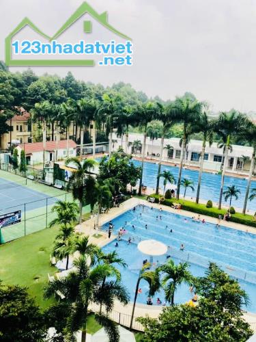 MẶT TIỀN NGUYỄN ẢNH THỦ TRUNG MỸ TÂY QUẬN 12 - 70M2 - 5 TẦNG BTCT - VIEW HỒ BƠI CỰC ĐẸP - - 4