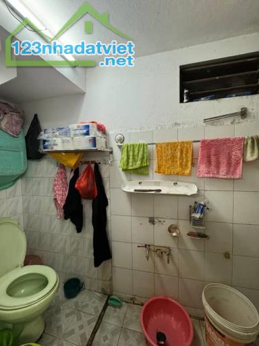 R3I17T 🏠 Bán Nhà Phố 8/3, Ngõ Nông, Gần Chợ, Ô Tô Đỗ Tận Cửa, Tiện Ích Xung Quanh - 4