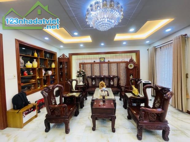 Bán Nhà Gần Khu Tên Lửa Hẻm Nhựa 6m thông  3Tầng 4PN 81m2 Hơn  6 Tỷ - 2