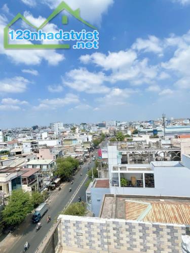 Bán Nhà Mặt Tiền 150m² Trường Chinh, Quận Tân Bình. 9 Tầng. Thu Nhập  100 Tr/Th. Giá 46 Tỷ - 1