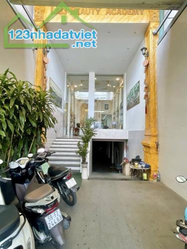 Bán Nhà Mặt Tiền 150m² Trường Chinh, Quận Tân Bình. 9 Tầng. Thu Nhập  100 Tr/Th. Giá 46 Tỷ - 2