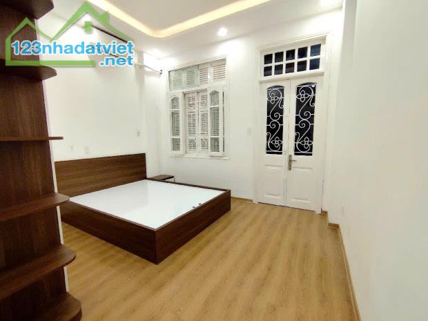 HIẾM NHÀ ĐẸP Ở LUÔN TRẦN KHÁT CHÂN, NGÕ NÔNG, DÂN XÂY, DÒNG TIỀN, 60M2 GIÁ CHỈ 7.X TỶ - 3