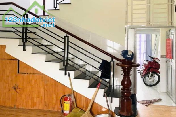 Bán nhà hẻm ô tô, Đô Đốc Chấn, Tân Phú, 8m x 8m, 73 m², nở hậu, 3 tầng - Giá 7.7 tỷ TL - 2