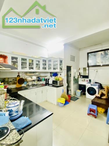 MẶT TIỀN HẺM- KINH DOANH ĐA NGÀNH-4.1x20 VUÔNG ĐÉT-KHU VIP ÚT TỊCH-VĂN PHÒNG- OTO THÔNG - 2