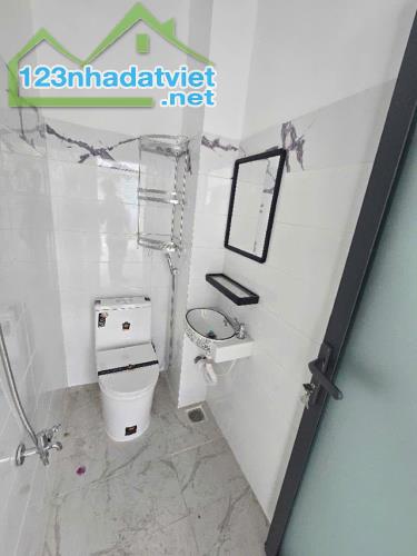 NHÀ BTCT 4 TẦNG 70M2 HẺM 1 SẸC THÂN NHÂN TRUNG, DÒNG TIỀN 500 TRIỆU/NĂM - 3