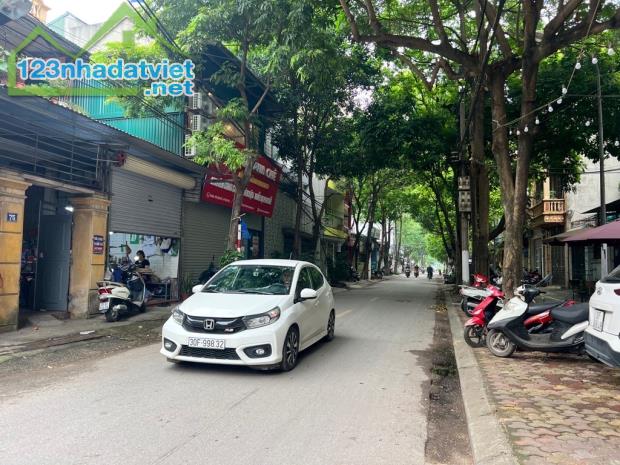 🏠 Nhà Đẹp - Lô Góc - Ô Tô Đỗ - NGõ Thông -  Tây Trà 65m² x 5 Tầng – CHỈ  11 TỶ 🚗 - 1