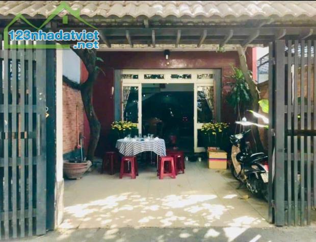 NHÀ 1 TRỤC QUANG TRUNG - P11 - Gò Vấp - Gần Chợ Hạnh Thông Tây DT: 90M2 GIÁ: 7,9TY TL - 1