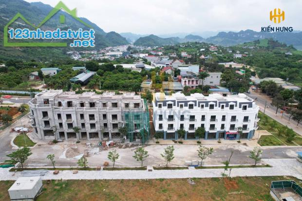 BÁN SHOPHOUSE TẠI PANACEA HILL MỘC CHÂU, 4,8 TỶ, 84 M2, HÀNG HIẾM GIÁ CỰC TỐT