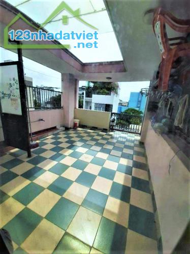 BÁN NHÀ QUẬN 10, GẦN BIGC MIỀN ĐÔNG, HẺM 8M KINH DOANH, TIỆN ÍCH VIP, 50M2 4 TẦNG 4PN 12TỶ