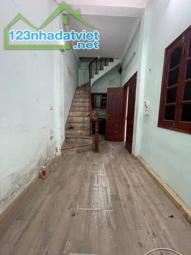 WBOZEO 🏡 Nhà 4 Tầng Phố 8/3, Mặt Tiền Đẹp, Ngõ Thoáng, Giá Chỉ 4.05 Tỷ - 3