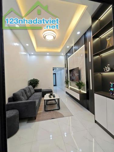 BÁN NHÀ QUAN THỔ, 30M2 4T 5,7 TỶ, 10M RA OTO TRÁNH, NGÕ THÔNG RỘNG THOÁNG, AN SINH ĐỈNH - 1