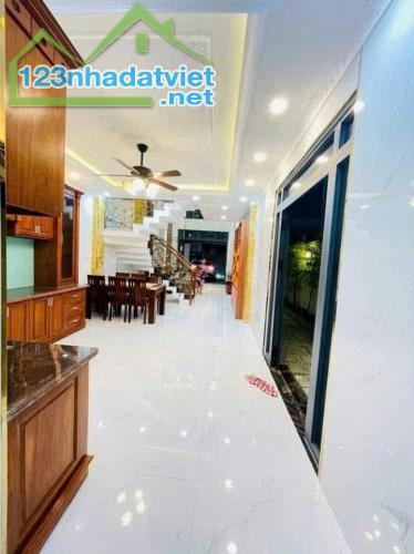 Chỉ 5.x tỷ có nhà 5 TẦNG, 53m2, SIÊU VIP Q7, Btct ở ngay(thuê 20tr/th) - 1