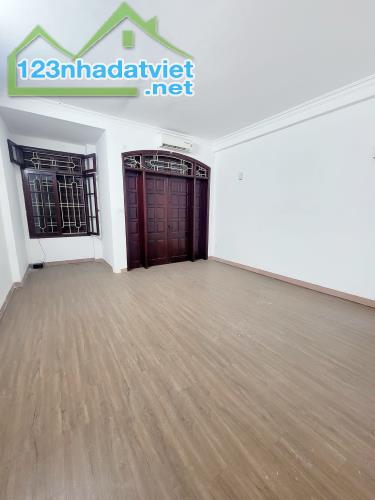 NHÀ LIỀN KỀ, GIANG VĂN MINH, BA ĐÌNH-VỈA HÈ-GARA-KD: 90 X5T, MT 5M, GIÁ 35,5 TỶ - 3