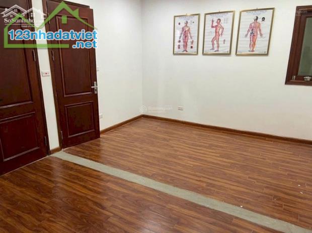 Bán căn hộ chung cư DT cả vườn 202m2 Nam Trung Yên, phường Trung Hòa, Cầu Giấy, Hà Nội - 2