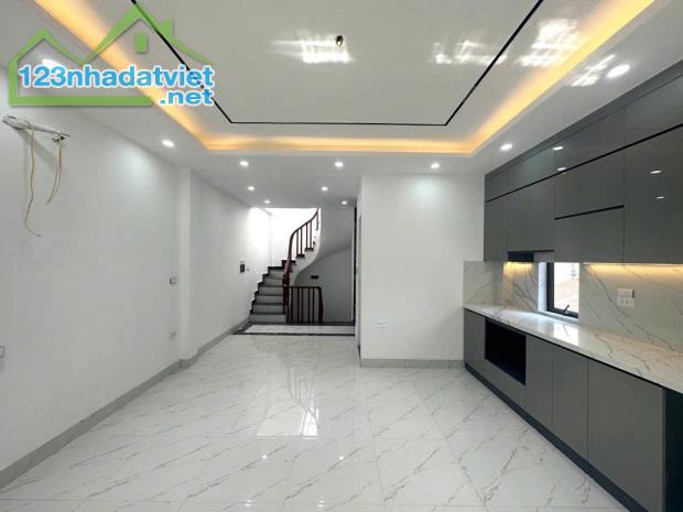 NHÀ LÔ GÓC 6 TẦNG THANG MÁY HỒ ĐẮC DI- ĐẶNG VĂN NGỮ NGÕ SÁNG THOÁNG GIÁ HƠN 10 TỶ - 1