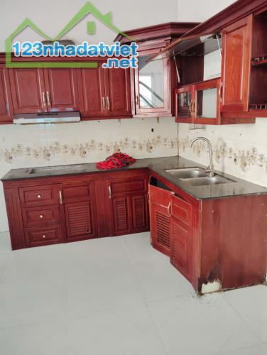 BÁN NHÀ VÀ ĐẤT XÃ PHÚ CHÂU 189M2 TÀI CHÍNH 4.5 TỶ - 1