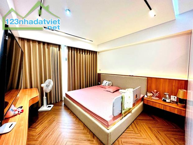 BÁN NHÀ YÊN PHỤ, TÂY HỒ. 40M2 3 TẦNG MT 4M GIÁ 10,5 TỶ- VÀI BƯỚC RA MẶT HỒ- XUNG QUANH - 1