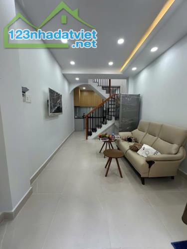 BÁN NHÀ BÌNH THẠNH - KỀ HOÀNG HOA THÁM - 2 TẦNG, 2PN - CHỈ 3.36 TỶ - 1