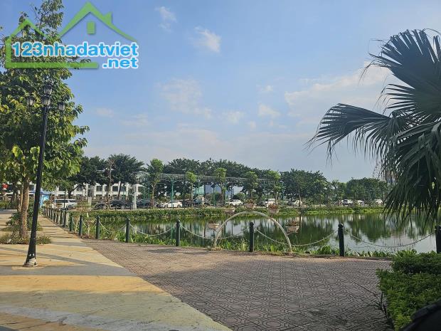 Bán Đất phố Trịnh Công Sơn, Tây Hồ. Sổ 79m2, mt 7m, ngõ thông ô tô vào nhà, Hiếm và Đẹp - 2