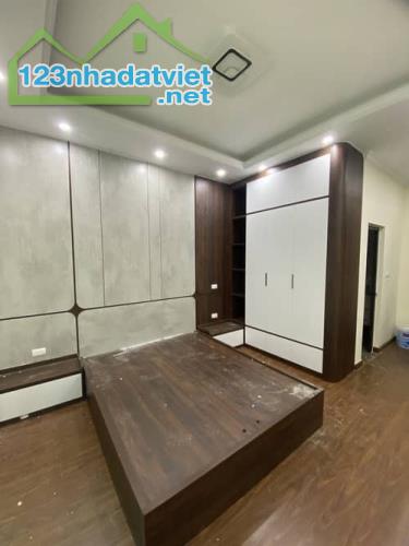 OTO QUA NHÀ - NHÀ ĐẸP THANG MÁY - HỒ TÙNG MẬU, CG ( 40m2 * 7 tầng). GIÁ 10.28 TỶ - 4