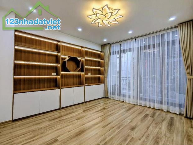 Bán nhà Phan Kế Bính, Ba Đình, ngõ thông, rộng, gần phố, nhà đẹp, về ở ngay. Giá 7.5 tỷ - 1