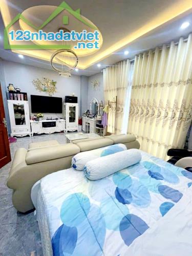 CHỦ GẤP BÁN GIẢM 3.5T - HUỲNH TẤN PHÁT - HẺM TRẢI NHỰA Ô TÔ NGỦ TRONG NHÀ - 82M2 - 11.x TỶ - 2