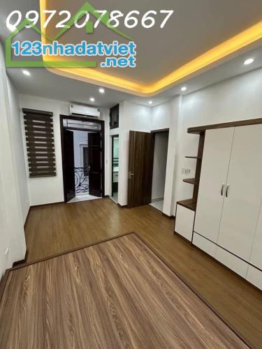 CC  Bán Nhà Đẹp Tây Mỗ 35m*5 Tầng, Khoảng 5 TỷSĐT: 0972.078.667 - 1