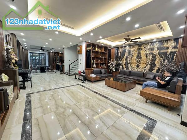 BÁN BIỆT THỰ GAMUDA, 188M, 4 tầng, mt 9m, 51.5 tỷ - 2