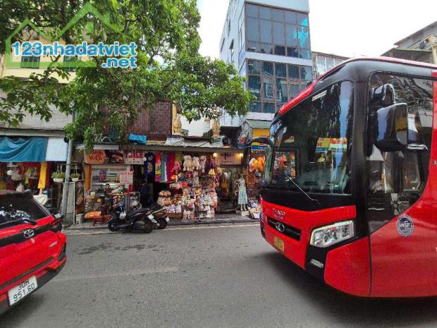 Bán nhà mặt phố Lương Văn Can, Hoàn Kiếm – Trung tâm phố cổ, trái tim của Thủ đô - 1