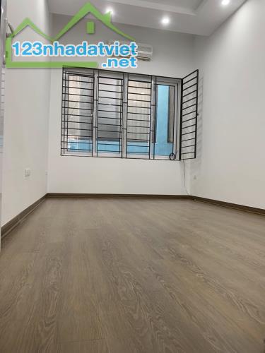 Bán Nhà 33,25m2 5 Tầng Phân Lô Ô Tô Giá Chỉ 6,9 Tỷ Phố Thái Hà Đống Đa - 1