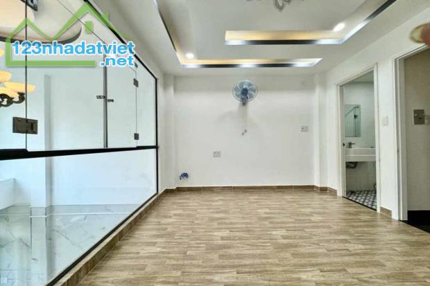 Bán nhà hẻm xe hơi Nguyễn Thượng Hiền, Bình Thạnh, 4m x 10m, 37 m² - Giá 7.15 tỷ TL - 4