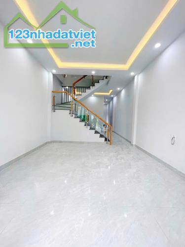 Nhà Gần Văn Miếu Trấn Biên SHR Thổ Cư ~100m2 1 trệt 1 lầu - 3