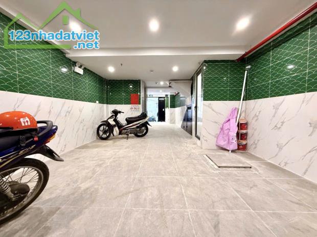 Bán CC mini cực chất, Phố Vũ Tông Phan, 15,9 tỷ, 65m2 - 5