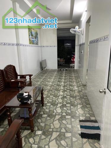 BÁN NHÀ TÂN HIỆP, CẤP 4, 141M2 GIÁ CHỈ HƠN 4 TỶ ĐỒNG - 2