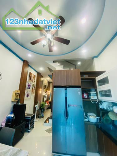 Nhà Đẹp ở ngay, khu P lô cao cấp, Bưng Ông Thoàn, Q9, dtsd 209m2, giá chỉ 5.45 tỷ - 3