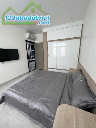 Cho thuê căn hộ 1 ngủ riêng biệt mới tinh 80m2 tại Vinhomes Marina - 4