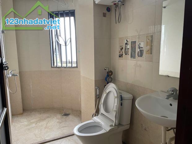 Chính chủ cho thuê căn hộ 45m2, đủ đồ tại đường Hồng Hà Phúc Xá, Ba Đình, Hà Nội. - 4