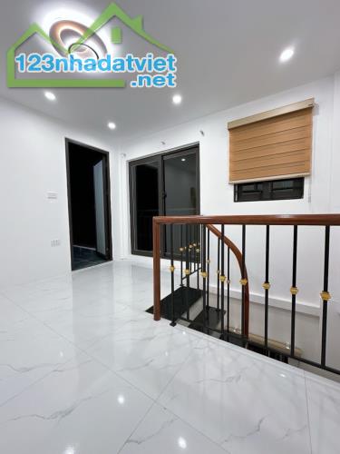 NHÀ CỰC HIẾM PHỐ CHÙA QUỲNH - HAI BÀ TRƯNG DT 22M2, 4 TẦNG, MẶT TIỀN 5.5M - 2