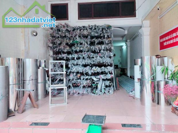 Mặt Phố Nguyễn Văn Cừ, Diện tích 90m², Mặt Tiền 5.1m, Kinh Doanh Ngày Đêm, Hiếm Nhà Bán. - 3