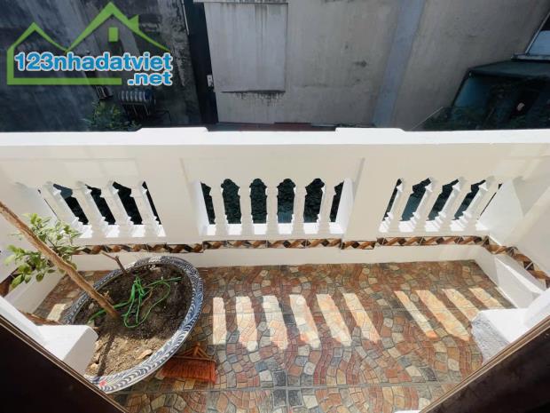 Bán nhà riêng Quận Hai Bà Trưng, Phố Đại La, 30m2, 5 Tầng, SÁT PHỐ, sổ vuông - 5.28 Tỷ - 1