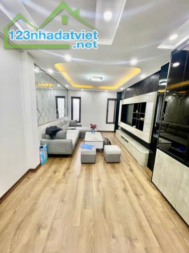 BÁN NHÀ BẰNG LIỆT- HOÀNG MAI, 50 M2, 5 TẦNG, GIÁ 6,6 TỶ. - 2