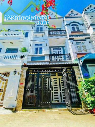 [CHỈ 5 TỶ QUAY ĐẦU] - NHÀ 3 TẦNG - HẺM Ô TÔ TRÁNH - TRẢI NHỰA SẠCH SẼ - HUỲNH TẤN PHÁT -