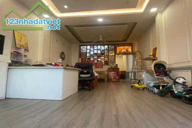 Bán nhà hẻm xe hơi, Âu Cơ, Tân Phú, 4.4m x 16m, 71 m², tặng nội thất - Giá 8.4 tỷ TL - 3