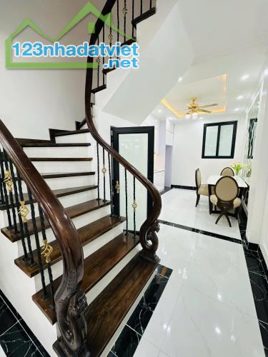 BÁN NHÀ TRẦN KHÁT CHÂN - 50M X 5 TẦNG - TRƯỚC NHÀ Ô TÔ TRÁNH NHAU, DỪNG ĐỖ NGÀY ĐÊM - KINH - 1