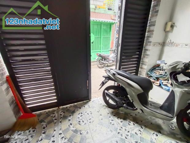 Nhỉnh 4 Tỷ- Nhà Mới 53m2- 3 Tầng- HXH Quang Trung P14 Gò Vấp - 1